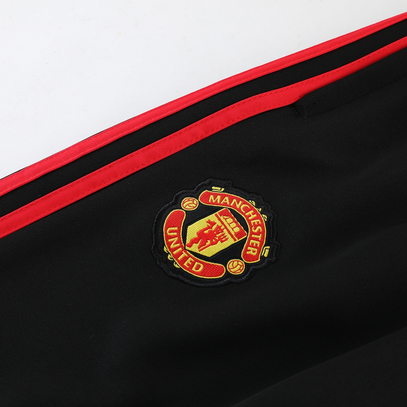 23Manchester United Red Suit